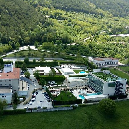 La Fonte dell'Astore Castelpetroso Esterno foto